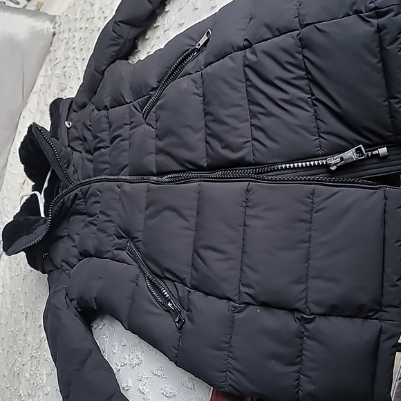 Andrew marks winter fitted puffy jacket - Picture 3 of 4